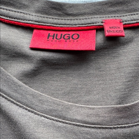 Hugo Boss Men’s M Classic Brown Short Sleeve Tee - Picture 2 of 4